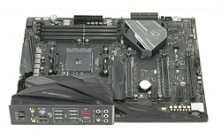 Picture of Broken Asus Rog Crosshair VII Hero AMD AM4 DDR4 Gen2 ATX Motherboard - 1111004