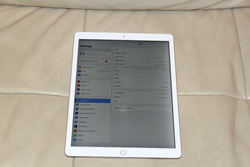 Picture of With Defect - APPLE IPAD PRO 12.9 32 GB, Model # A1584 ML0N2LL/A GOLD