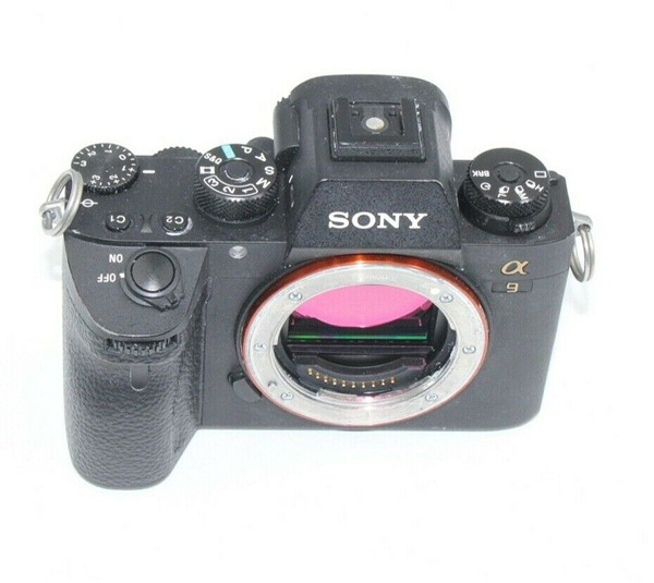 Picture of Broken Water Damaged Sony Sony A9 ILCE-9 CMOS Sensor Digital Camera - Black
