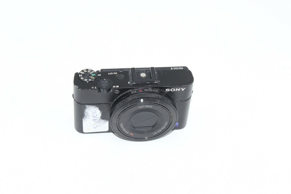 Picture of Broken Water Damaged Sony RX100 II 20.1 MP Compact Digital Camera