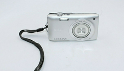 Picture of Broken Nikon COOLPIX S3200 Digital Camera, 6x Zoom with16.0 Megapixels