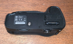Picture of Original Nikon MB-D14 Vertical Battery Grip for D610 D600 camera EN-EL15