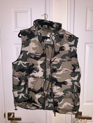Picture of BALMAIN Men's Hooded Camo Zip-Front Vest Size XXL / 56 EU