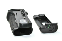 Picture of Vivitar VIV-PG-D810 Deluxe Power Battery Grip for Nikon D810