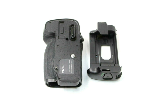 Picture of Unbranded BG-2L Vertical Battery Grip For Nikon D600 / D610