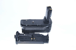 Picture of BG-1K Vertical Battery Grip for Canon EOS 6D DSLR Digital Camera